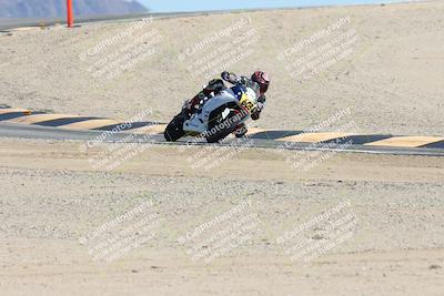 media/Oct-05-2025-CVMA (Sun) [[beeef4f201]]/Race 11-500-400(4)-350 Supersport/